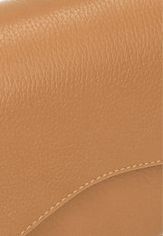 faina Women's Shoulder Bag 