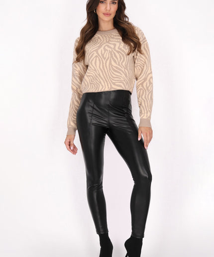 Collection image for: Kolekcja z prążkowanym dekoltem | Słowo kluczowe