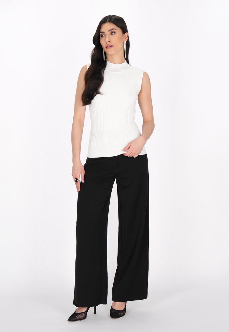 faina ESSENTIALS Women's Top