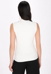 faina ESSENTIALS Women's Top
